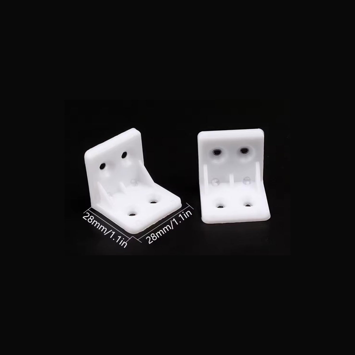 Staffa Angolare in Plastica – 4 Fori - PlastiWood